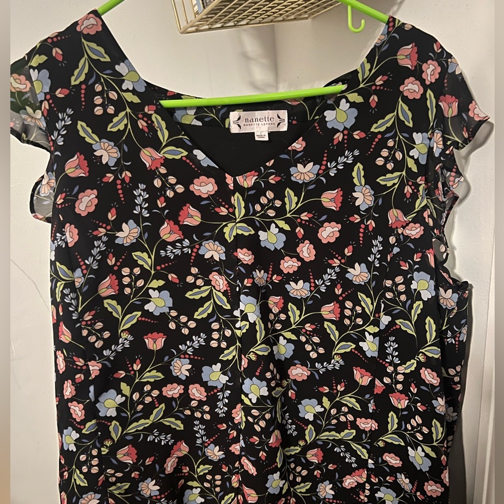 Nanette Lepore sleeveless blouse floral 1x